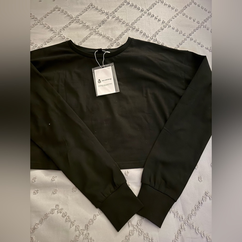 Black Crop Sweatshirt